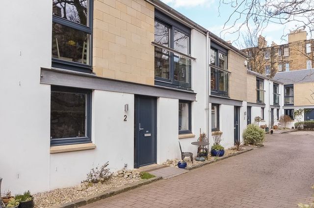  Image of 3 bedroom Terraced house for sale in Millar Place Edinburgh EH10 at Millar Place Lane Morningside Edinburgh, EH10 5HL