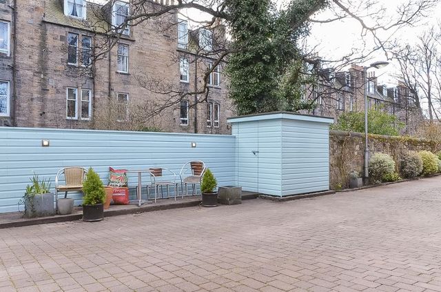  Image of 3 bedroom Terraced house for sale in Millar Place Edinburgh EH10 at Millar Place Lane Morningside Edinburgh, EH10 5HL