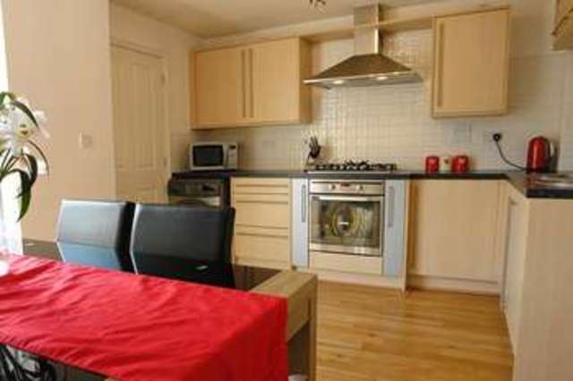  Image of 3 bedroom Town House for sale in Rosebay Close Royton Oldham OL2 at Royton Oldham Heyside, OL2 6WJ