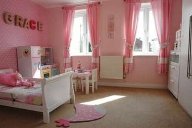  Image of 3 bedroom Town House for sale in Rosebay Close Royton Oldham OL2 at Royton Oldham Heyside, OL2 6WJ