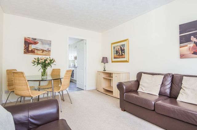  Image of 1 bedroom Flat for sale in Guardianswood Edinburgh EH12 at Guardianswood Murrayfield Edinburgh, EH12 6PG