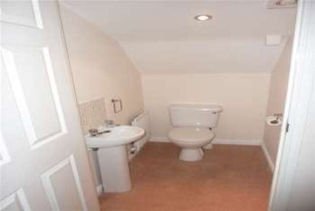  Image of 2 bedroom Detached house to rent in Drovers Close Uttoxeter ST14 at Uttoxeter, ST14 7FH