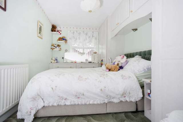  Image of 4 bedroom Detached house for sale in Millcroft Rise Lofthouse Wakefield WF3 at Millcroft Rise Stanley Wakefield, WF3 3TL