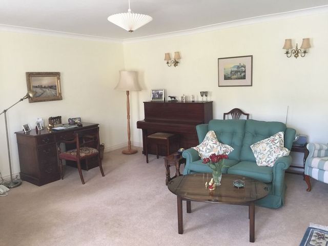  Image of 4 bedroom Detached house for sale in Paynes Pitch Churchdown Gloucester GL3 at 6 Paynes Pitch Churchdown Gloucester, GL3 2NP
