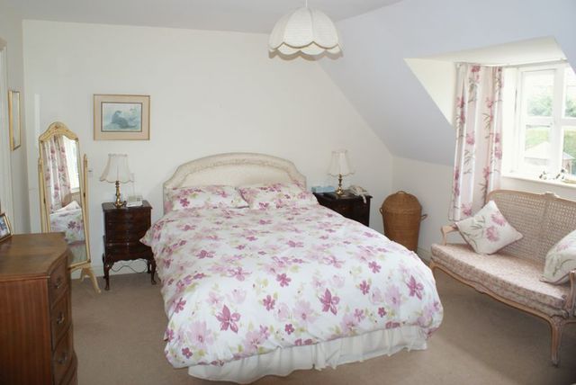  Image of 4 bedroom Detached house for sale in Paynes Pitch Churchdown Gloucester GL3 at 6 Paynes Pitch Churchdown Gloucester, GL3 2NP
