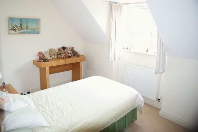  Image of 4 bedroom Detached house for sale in Paynes Pitch Churchdown Gloucester GL3 at 6 Paynes Pitch Churchdown Gloucester, GL3 2NP