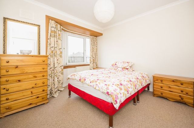  Image of 3 bedroom Flat for sale in Colinton Mains Drive Edinburgh EH13 at Colinton Mains Drive Colinton Mains Edinburgh, EH13 9BJ