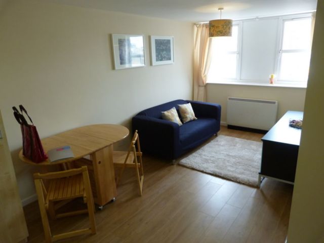  Image of 1 bedroom Flat to rent in Britannia Street London WC1X at Britania Street  London, WC1X 9JH