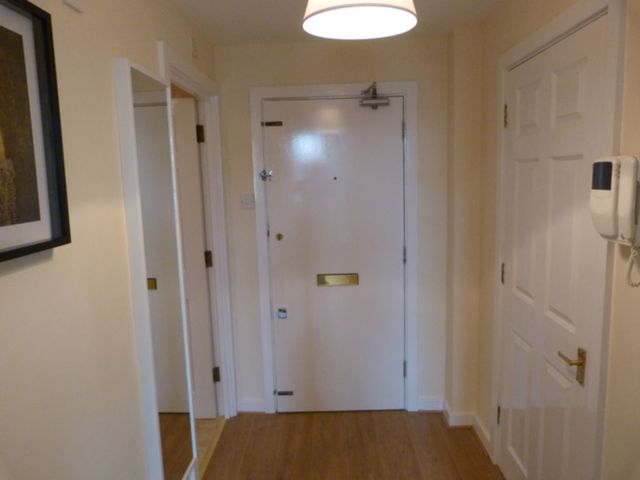 Image of 1 bedroom Flat to rent in Britannia Street London WC1X at Britania Street  London, WC1X 9JH