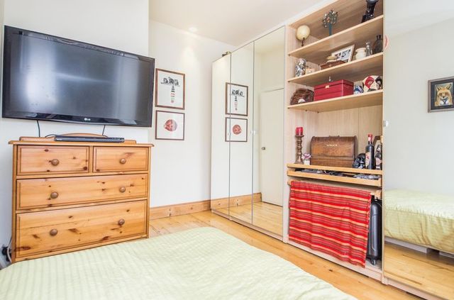  Image of 1 bedroom Flat for sale in Wardlaw Place Edinburgh EH11 at Wardlaw Place Gorgie Edinburgh, EH11 1UB