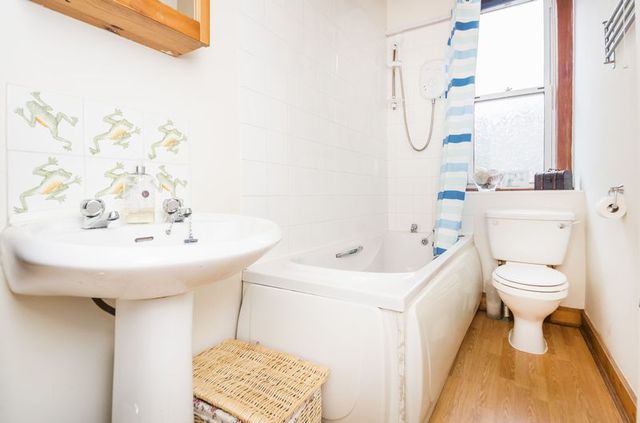  Image of 1 bedroom Flat for sale in Wardlaw Place Edinburgh EH11 at Wardlaw Place Gorgie Edinburgh, EH11 1UB