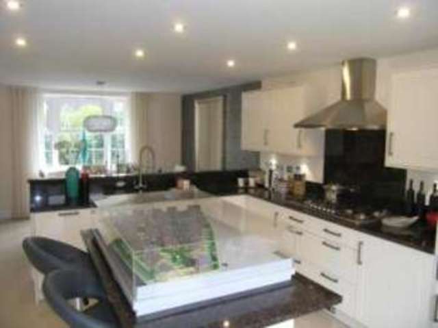  Image of 6 bedroom Detached house for sale in Station Road Honeybourne Evesham WR11 at Station Road Honeybourne Honeybourne, WR11 7QG