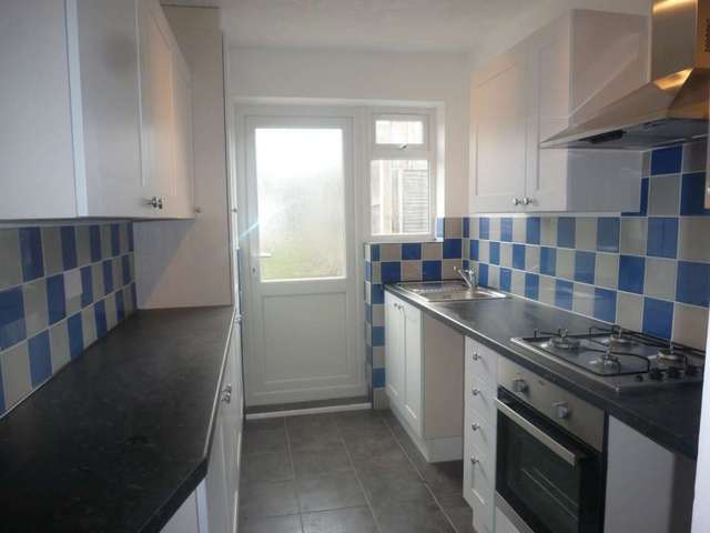  Image of 3 bedroom Terraced house to rent in Abbey Road Belvedere DA17 at Abbey Road  Belvedere, DA17 5DL