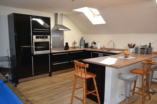  Image of 3 bedroom Detached house for sale in Abbey Road Ulceby DN39 at Abbey Road  Ulceby, DN39 6TJ