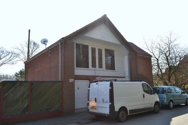  Image of 3 bedroom Detached house for sale in Abbey Road Ulceby DN39 at Abbey Road  Ulceby, DN39 6TJ