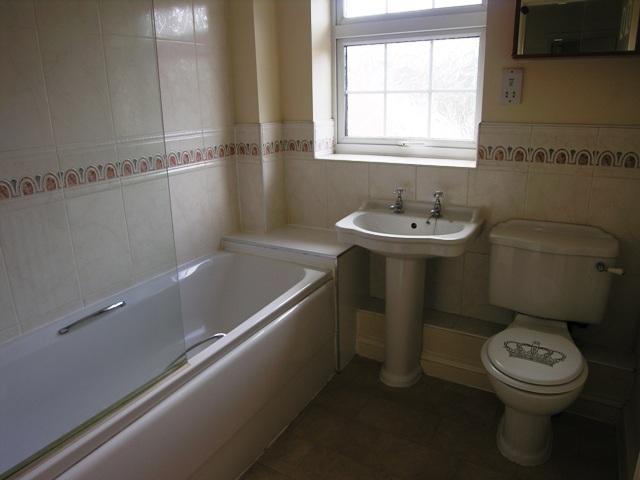  Image of 3 bedroom Detached house to rent in Abington Drive Banks Southport PR9 at Banks  Southport, PR9 8FL