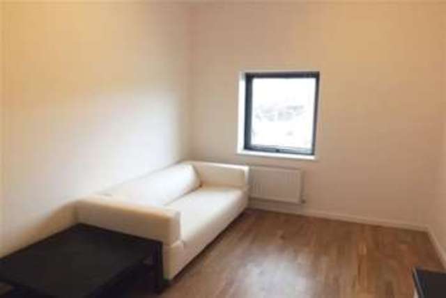  Image of 1 bedroom Flat to rent in Adeyfield Road Hemel Hempstead Industrial Estate Hemel Hempstead HP2 at Hemel Hempstead, HP2 5JZ