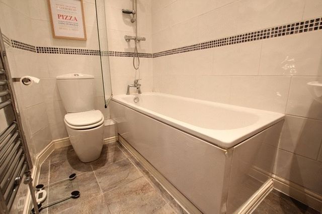  Image of 1 bedroom Flat for sale in Alexandra Drive Aigburth Liverpool L17 at Alexandra Drive  Liverpool, L17 8TD