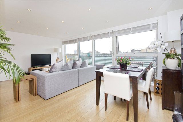  Image of 1 bedroom Flat for sale in Shepherdess Walk London N1 at 164 Shepherdess Walk London Hoxton, N1 7JL