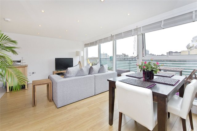  Image of 1 bedroom Flat for sale in Shepherdess Walk London N1 at 164 Shepherdess Walk London Hoxton, N1 7JL