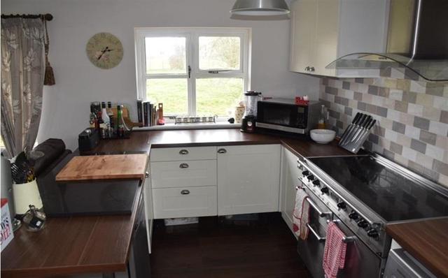  Image of 1 bedroom Apartment to rent in Low Road Mettingham Bungay NR35 at Low Road Mettingham BUNGAY, NR35 1TS
