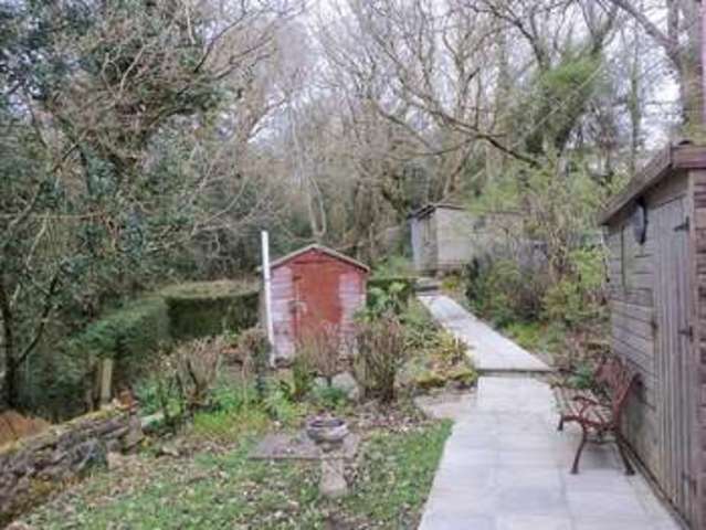  Image of 3 bedroom Property for sale in Mynachlog Road Pontyberem Llanelli SA15 at Pontyberem Llanelli, SA15 5EY