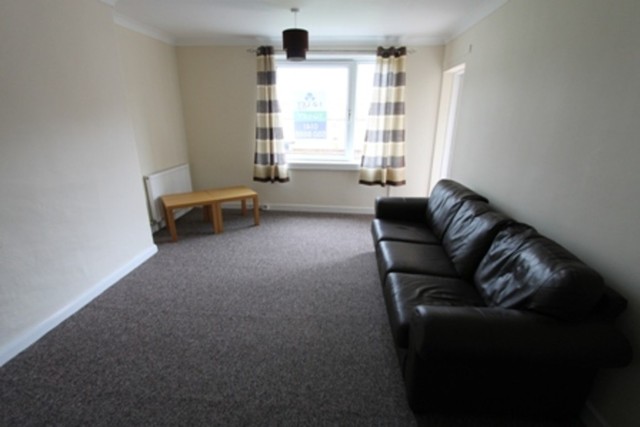  Image of 2 bedroom Flat to rent in Armadale Path Glasgow G31 at Dennistoun Glasgow Glasgow, G31 3HA