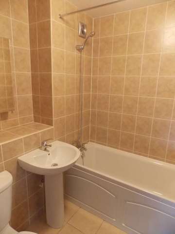  Image of 2 bedroom Apartment to rent in Ashtree Road Frome BA11 at Ashtree Road  Frome, BA11 2SE