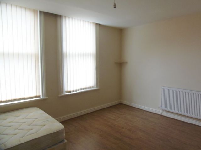  Image of 1 bedroom House Share to rent in Auckland Road Doncaster DN2 at Auckland Road, Room 9  Doncaster, DN2 4AF
