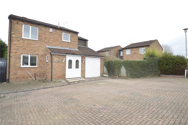  Image of 4 bedroom Detached house to rent in Aysgarth Park Maidenhead SL6 at Maidenhead Berkshire Holyport, SL6 2HG