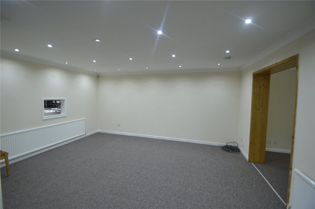  Image of 4 bedroom Detached house to rent in Aysgarth Park Maidenhead SL6 at Maidenhead Berkshire Holyport, SL6 2HG