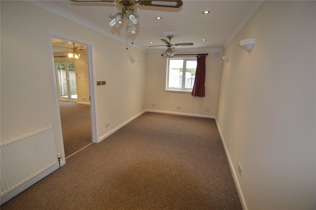  Image of 4 bedroom Detached house to rent in Aysgarth Park Maidenhead SL6 at Maidenhead Berkshire Holyport, SL6 2HG