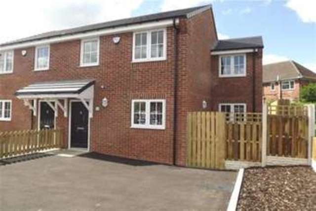  Image of 3 bedroom Detached house to rent in Baden Powell Road Chesterfield S40 at Chesterfield, S40 2RL