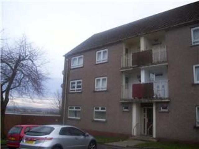  Image of 2 bedroom Flat to rent in Bailliehill Place Kilmarnock KA1 at Kilmarnock East Ayrshire East Ayrshire, KA1 2LU