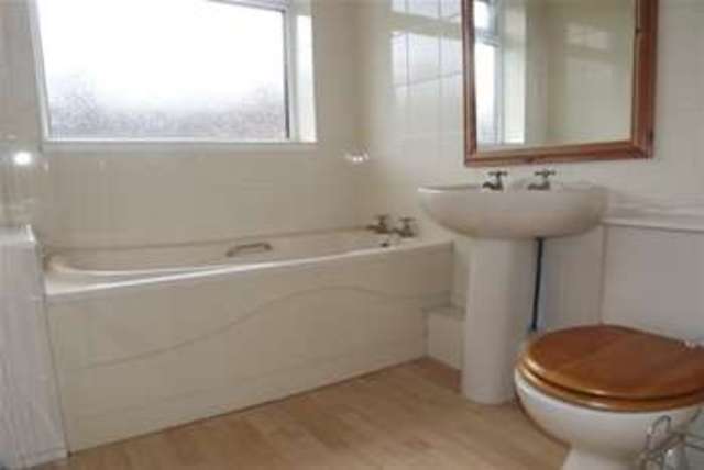  Image of 2 bedroom Flat to rent in Bamborough Terrace North Shields NE30 at North Shields, NE30 2BT