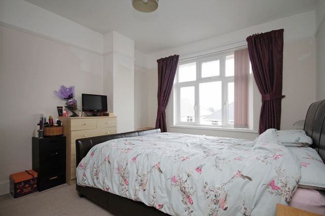  Image of 3 bedroom Semi-Detached house to rent in Barnfield Road Paignton TQ3 at Barnfield Road  Paignton, TQ3 2JT