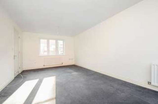  Image of 3 bedroom Detached house for sale in Baxendale Road Chichester PO19 at Chichester, PO19 6US