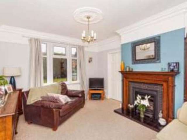  Image of 4 bedroom Detached house for sale in Beacon Road Rolleston-on-Dove Burton-on-Trent DE13 at Rolleston-on-Dove Burton-on-Trent Rolleston, DE13 9EG