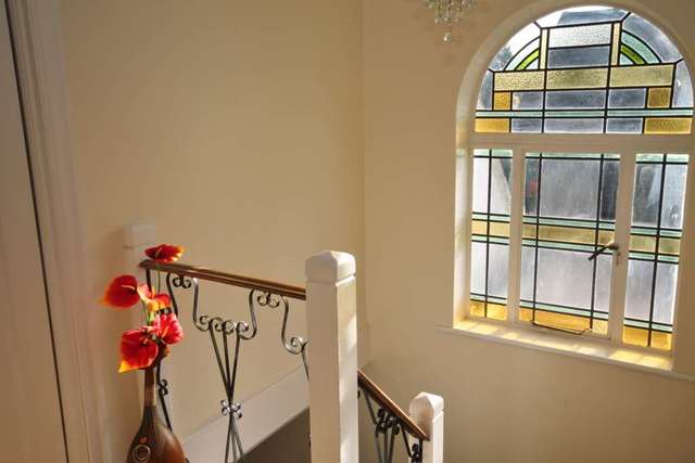  Image of 4 bedroom Semi-Detached house to rent in Beechcroft Avenue New Malden KT3 at Beechcroft Avenue  New Malden, KT3 3EG