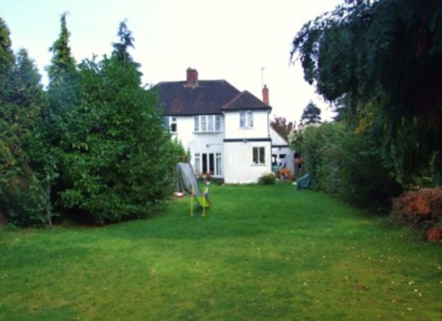  Image of 4 bedroom Semi-Detached house to rent in Beechcroft Avenue New Malden KT3 at Beechcroft Avenue  New Malden, KT3 3EG
