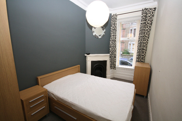 Image of 2 bedroom Flat to rent in Bellefield Avenue Dundee DD1 at West End Dundee Dundee, DD1 4NG