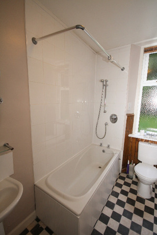  Image of 2 bedroom Flat to rent in Bellefield Avenue Dundee DD1 at West End Dundee Dundee, DD1 4NG