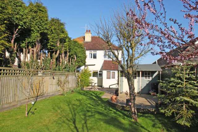  Image of 2 bedroom Semi-Detached house for sale in Bessels Way Blewbury Didcot OX11 at Bessels Way Blewbury Didcot, OX11 9NJ