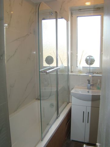  Image of 3 bedroom Flat to rent in Wellington Row London E2 at Wellington Row  London, E2 7BA