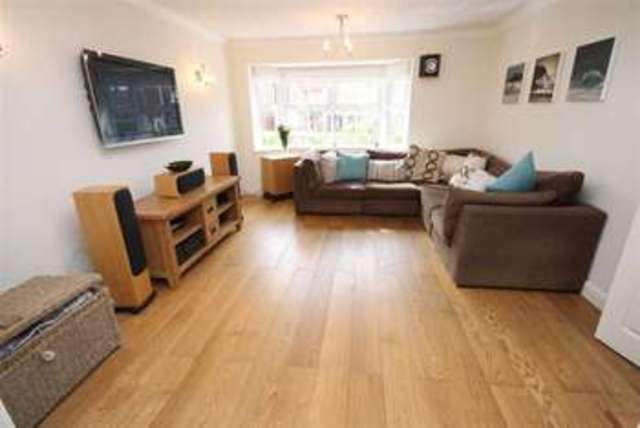  Image of 5 bedroom Detached house for sale in Bolton Avenue Warndon Worcester WR4 at Bolton Ave Berkeley Heywood Worcester, WR4 0ST