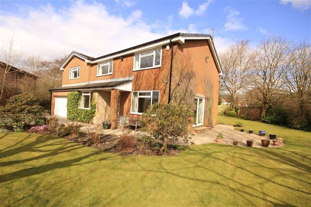  Image of 6 bedroom Property for sale in Bowling Green Way Rochdale OL11 at Bowling Green Way Bamford Bamford, OL11 5QQ