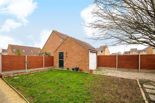  Image of 3 bedroom Property for sale in Bradenham Road Grange Park Swindon SN5 at Bradenham Road Grange Park Grange Park, SN5 6EB