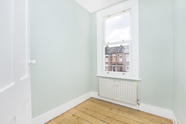 Image of 3 bedroom Terraced house to rent in Braidwood Road London SE6 at Braidwood Road Catford London, SE6 1QU