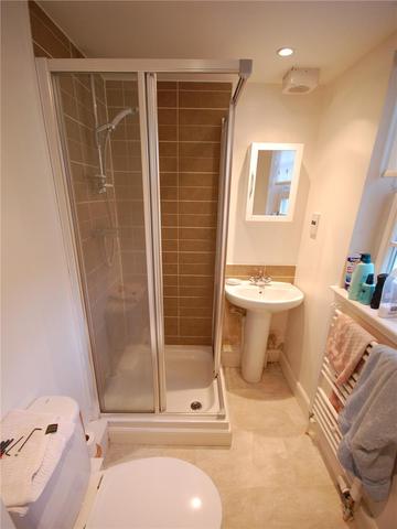  Image of 2 bedroom Flat to rent in Brewery Close South Queensferry EH30 at South Queensferry Edinburgh Edinburgh, EH30 9LN