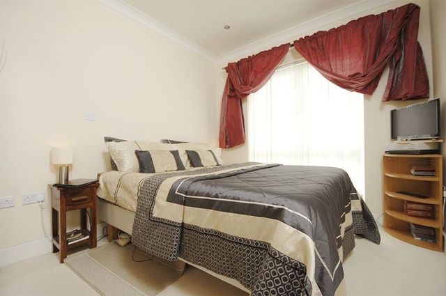  Image of 2 bedroom Property for sale in Bridge Wharf Chertsey KT16 at Isis House Bridge Wharf Chertsey, KT16 8LB